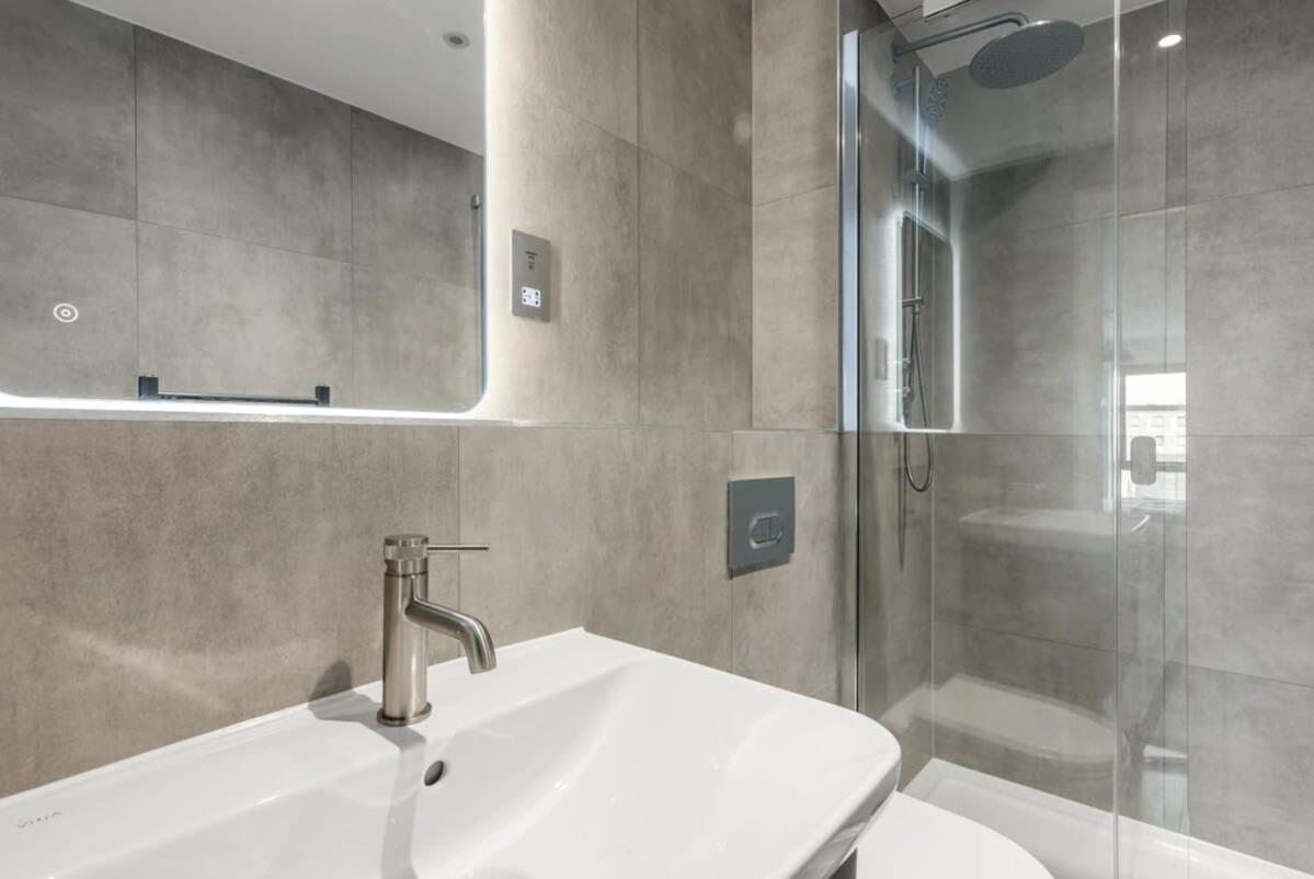 Stayzeni, Ouse Court York Smart 2 Bed Apartment Buitenkant foto